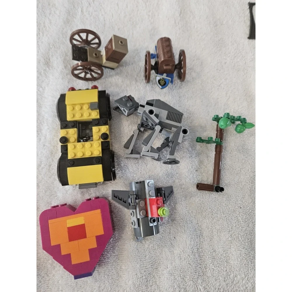 Lego Partial Builds‎ And Accessories